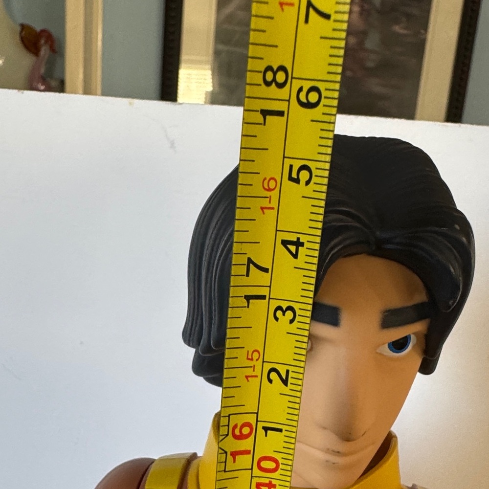 Star Wars Rebels 18-inch Ezra Bridger action figure - Picture 14 of 14